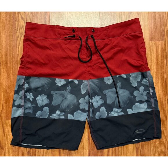 Oakley Other - Oakley Board Shorts Colorblock Mens 34 8" Floral Beach Swim Trunks